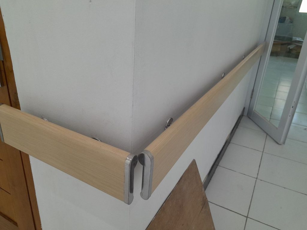 photo 6251553138641320478 y